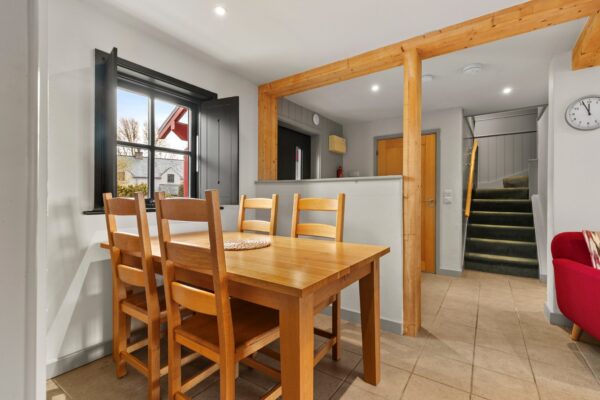 East Jordeston Cottages, SA70 8NT