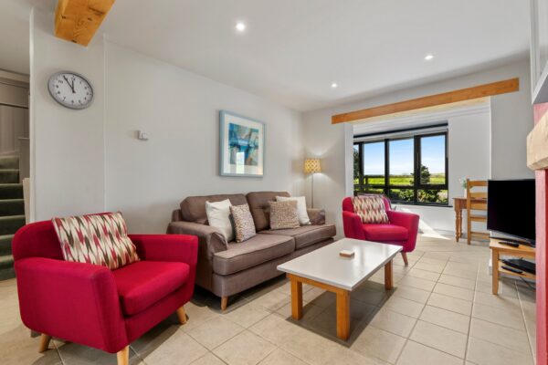 East Jordeston Cottages, SA70 8NT