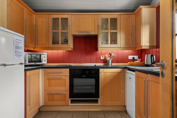 East Jordeston Cottages, SA70 8NT