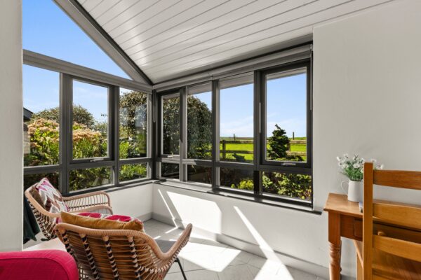 East Jordeston Cottages, SA70 8NT