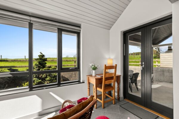 East Jordeston Cottages, SA70 8NT