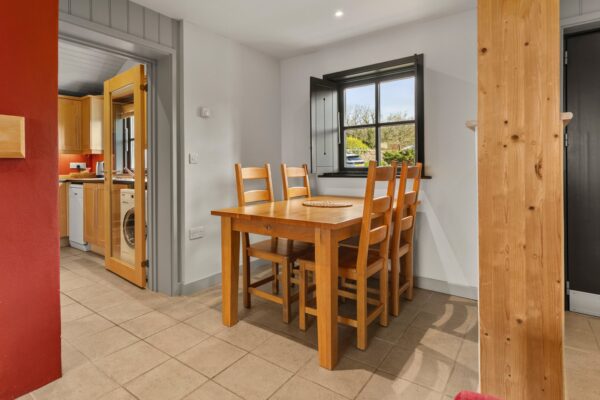 East Jordeston Cottages, SA70 8NT