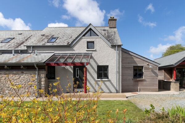 East Jordeston Cottages, SA70 8NT