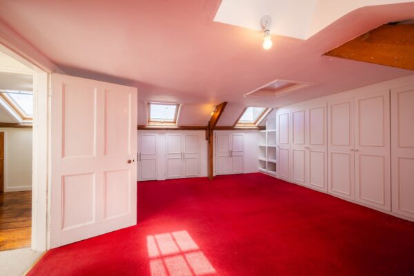 St Julian Street, Tenby, SA70 7BH