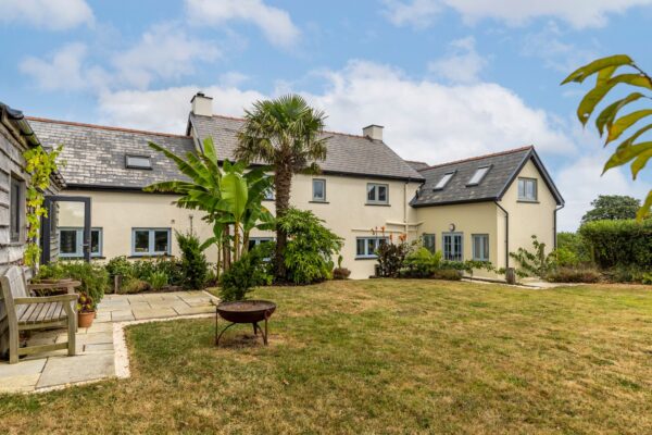 Woodside Farmhouse, SA69 9AR