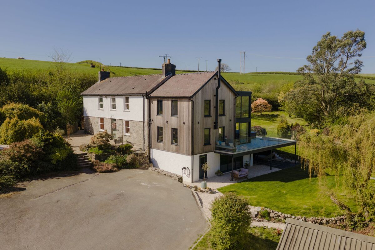 Halldown Farm, SA33 4QS