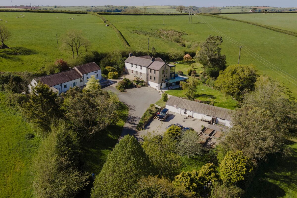 Halldown Farm, SA33 4QS