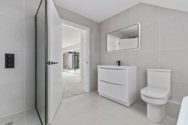 Water View, SA73 1NY