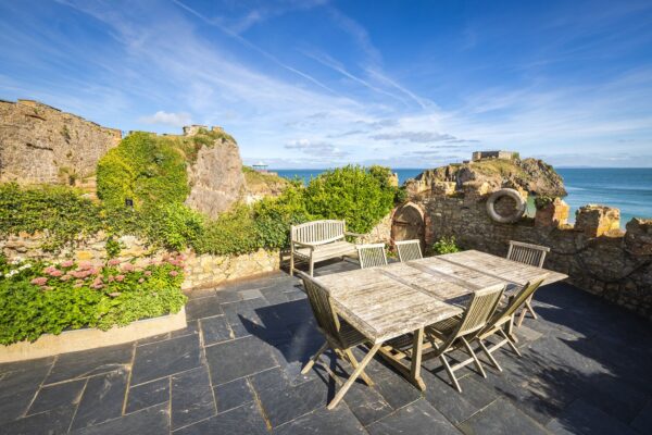 East Rock House, SA70 7BD