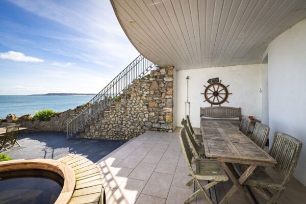 East Rock House, SA70 7BD