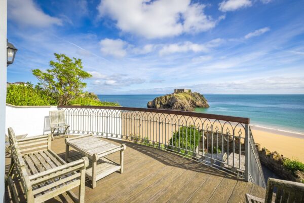 East Rock House, SA70 7BD
